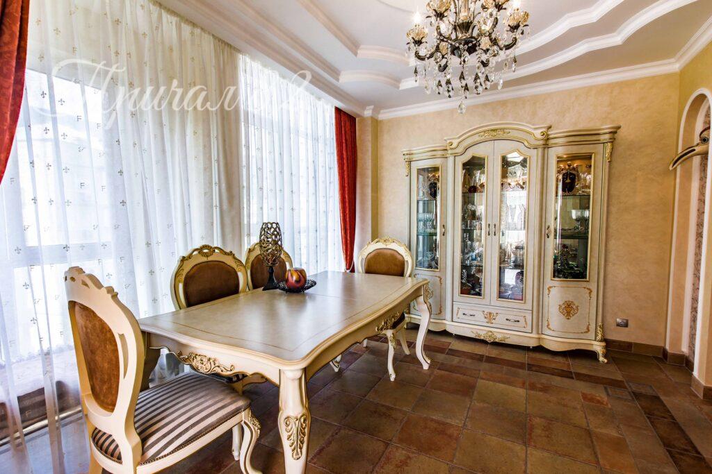 Ялта, Таврическая 2 Б