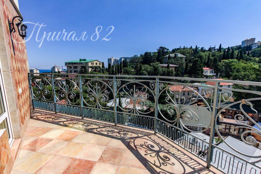 Ялта, Таврическая 2 Б