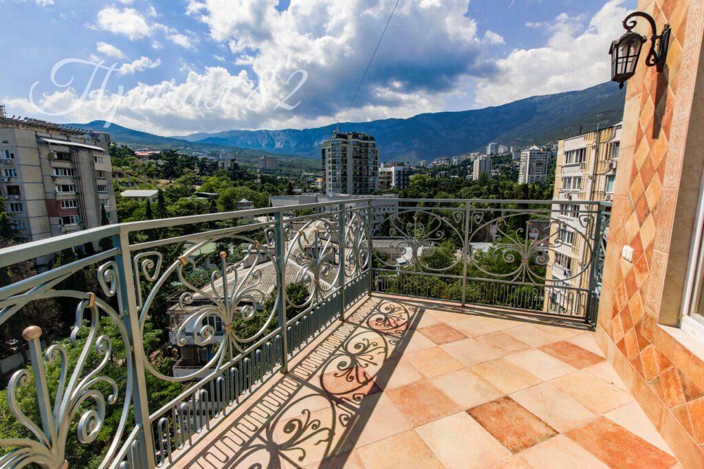 Ялта, Таврическая 2 Б