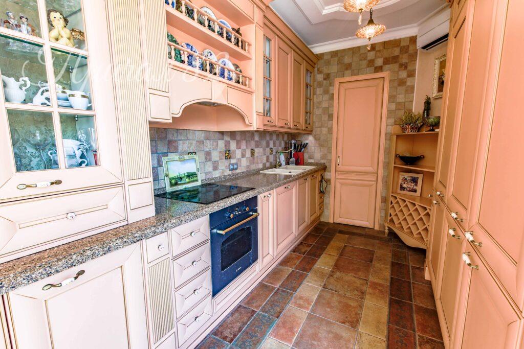 Ялта, Таврическая 2 Б