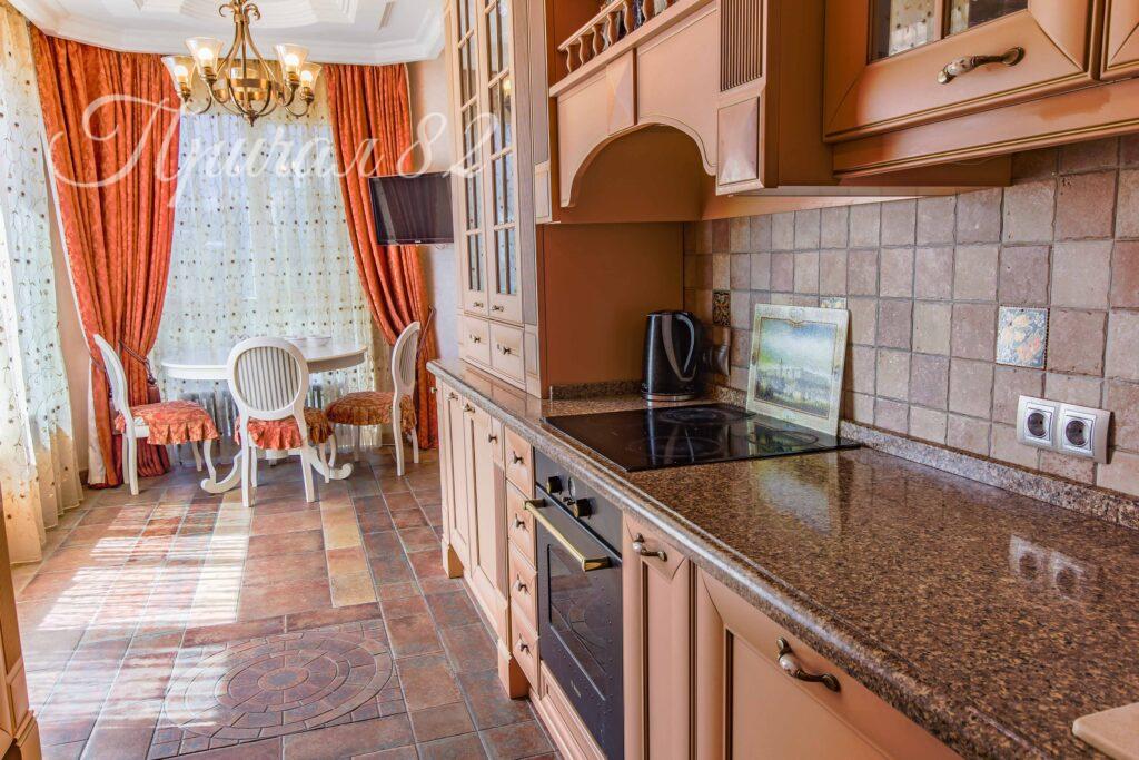 Ялта, Таврическая 2 Б