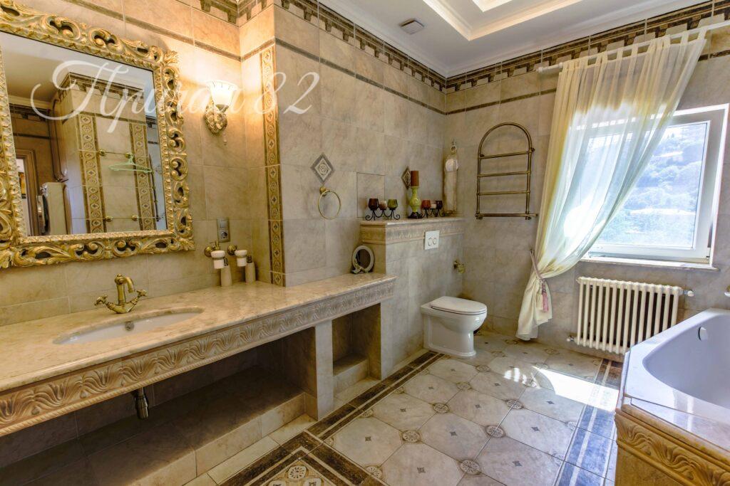 Ялта, Таврическая 2 Б