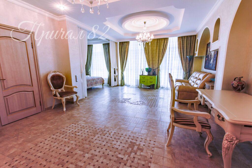 Ялта, Таврическая 2 Б