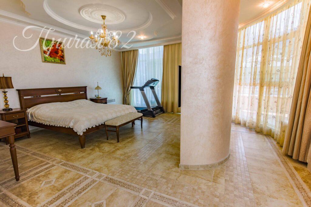 Ялта, Таврическая 2 Б