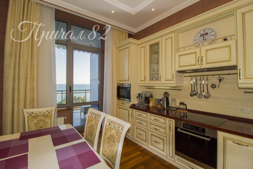 Алушта, ул. Парковая, 5