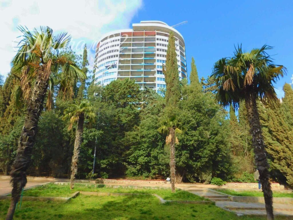 Ялта, ул. Парк им. Гагарина, 9