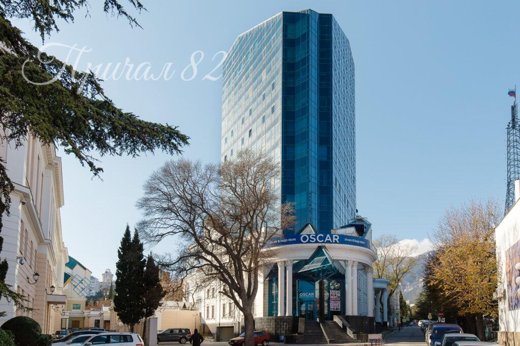 Ялта, ул. Гоголя 4