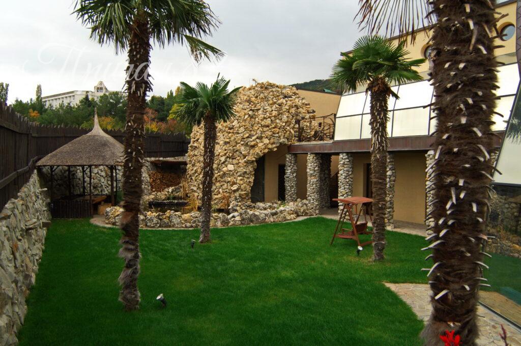 Ялта, пгт. Ливадия, ул. Виноградная