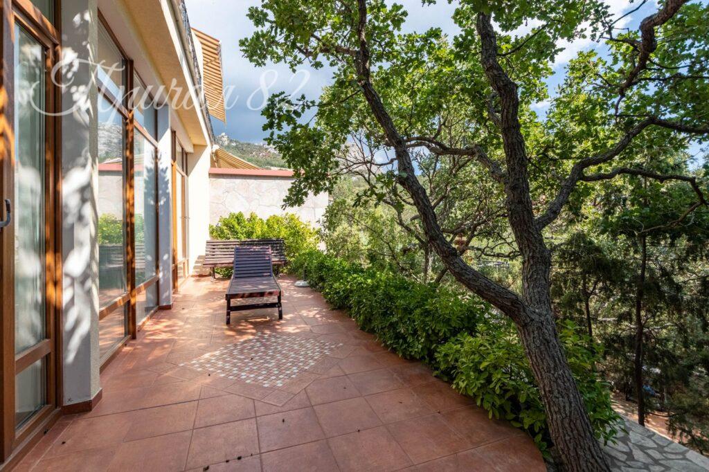 Ялта, пгт. Форос, мыс Сарыч