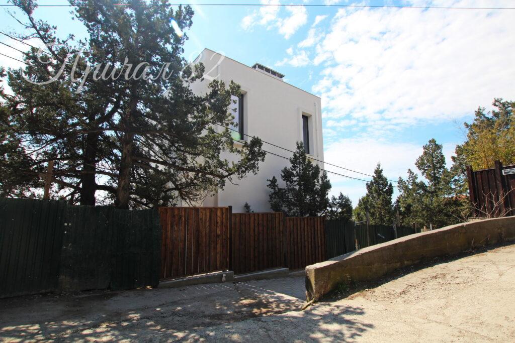 Ялта, пгт. Гаспра, ул. Маратовская