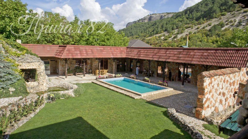 Республика Крым, Бахчисарай, Особняк 9