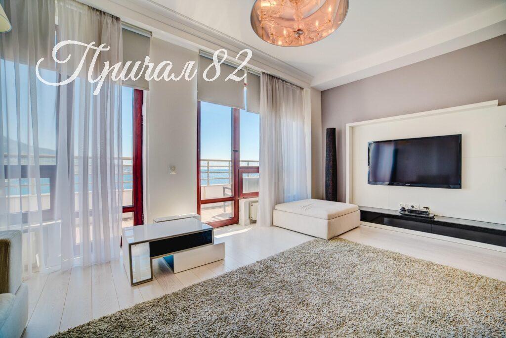 Ялта, Приморский парк имени Гагарина, 11