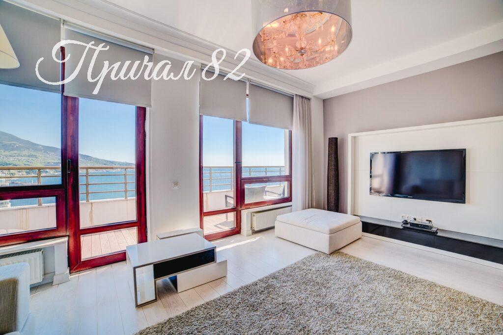 Ялта, Приморский парк имени Гагарина, 11