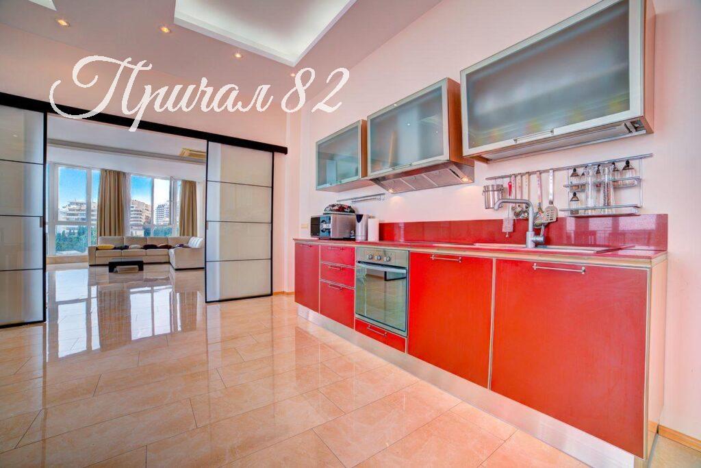 Ялта улица Володарского 9