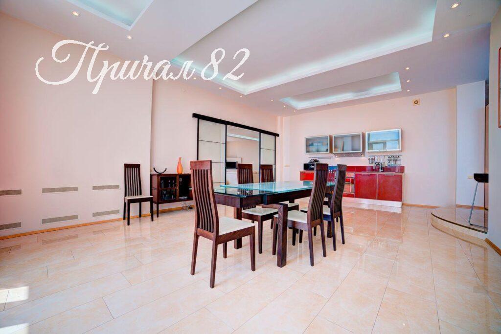 Ялта улица Володарского 9