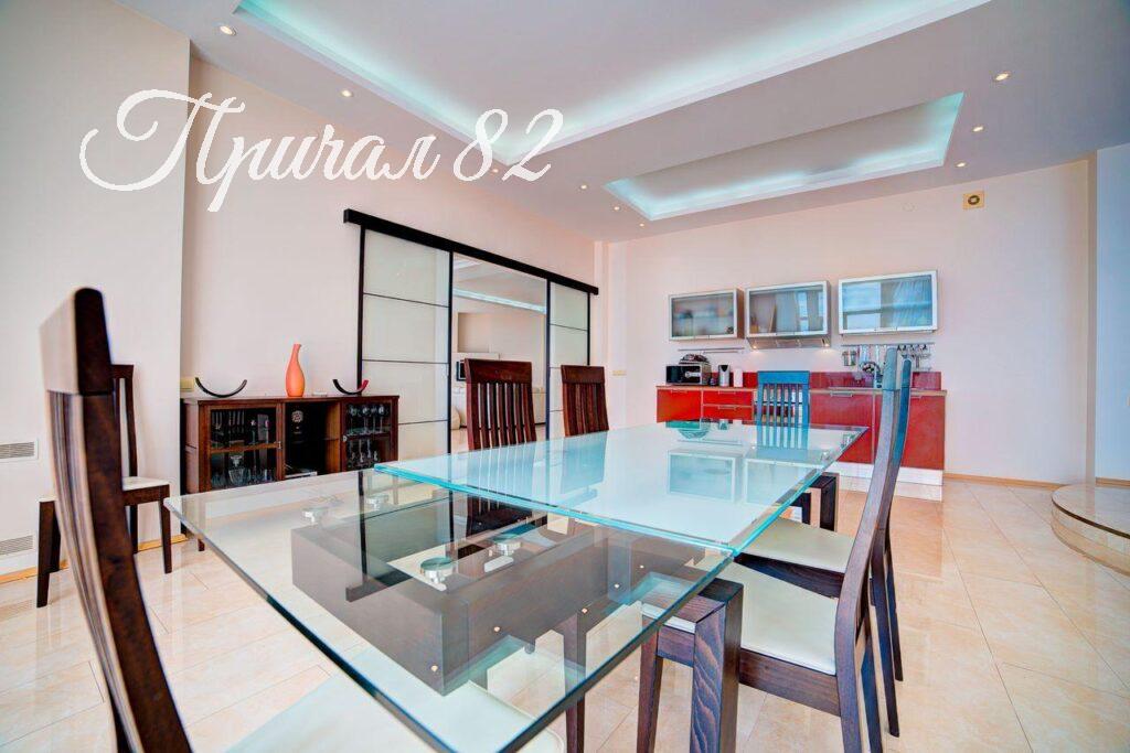 Ялта улица Володарского 9