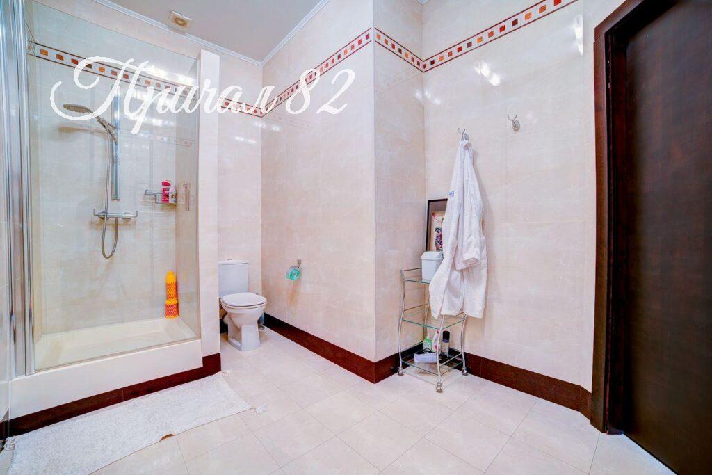 Ялта улица Володарского 9