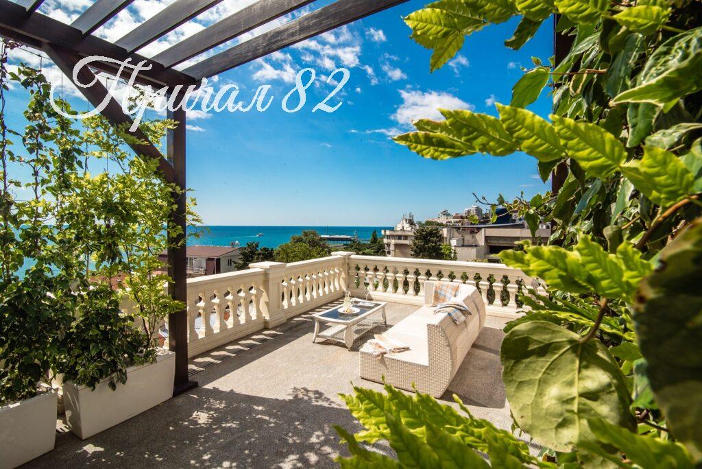 Ялта, Улица имени Архитектора Краснова Н.П. д. 2