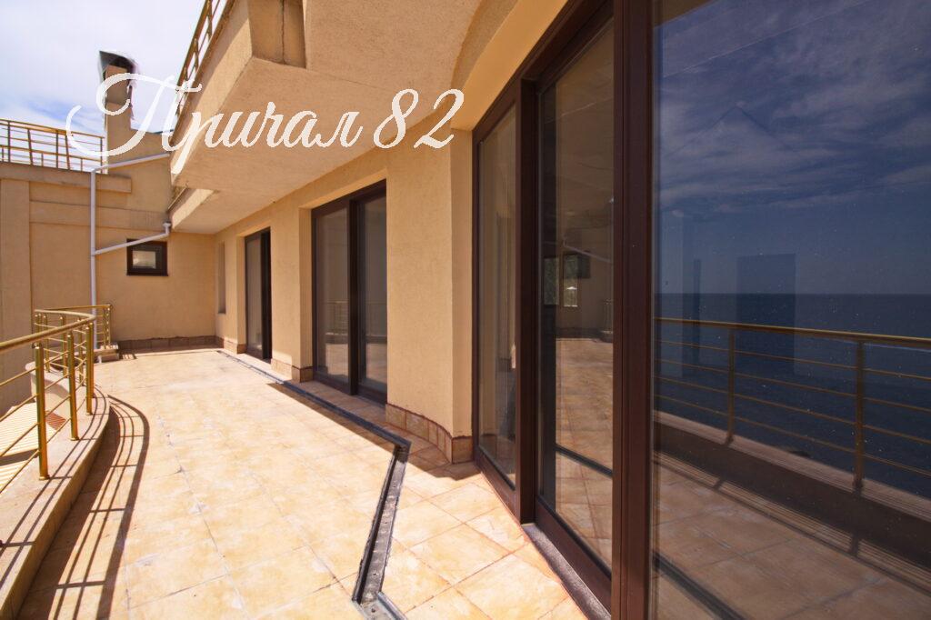 Алушта, пос. Чайка, ул. Багрова, 16