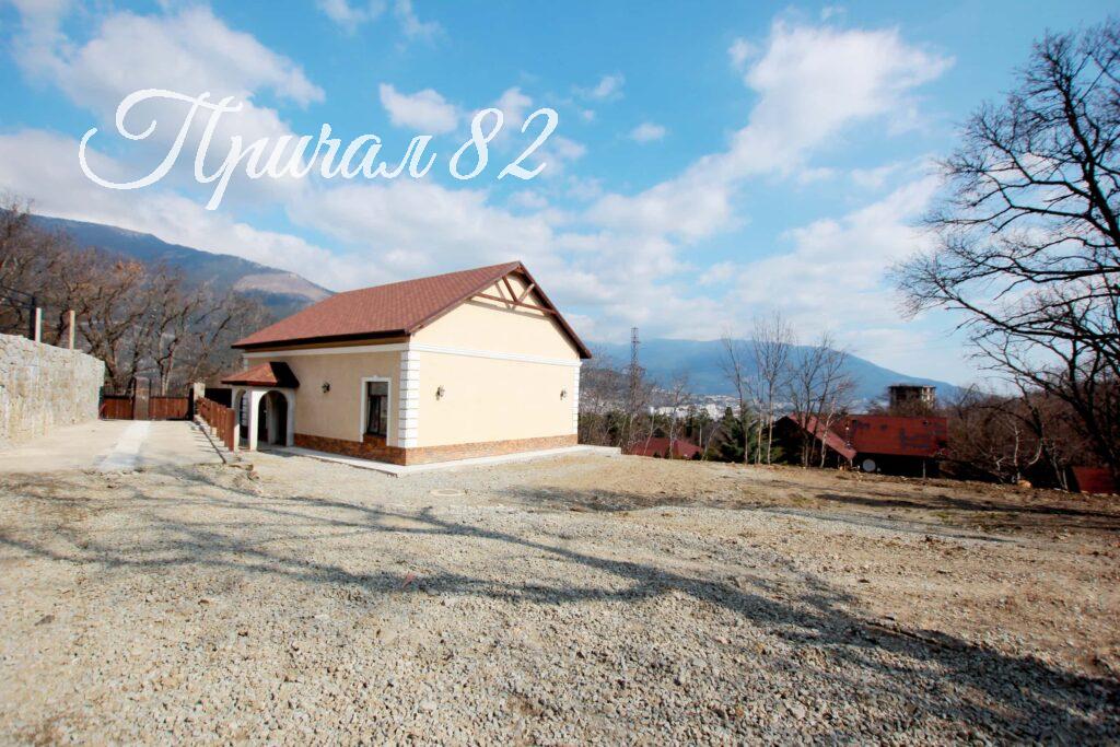 Ялта, Бахчисарайское шоссе 52