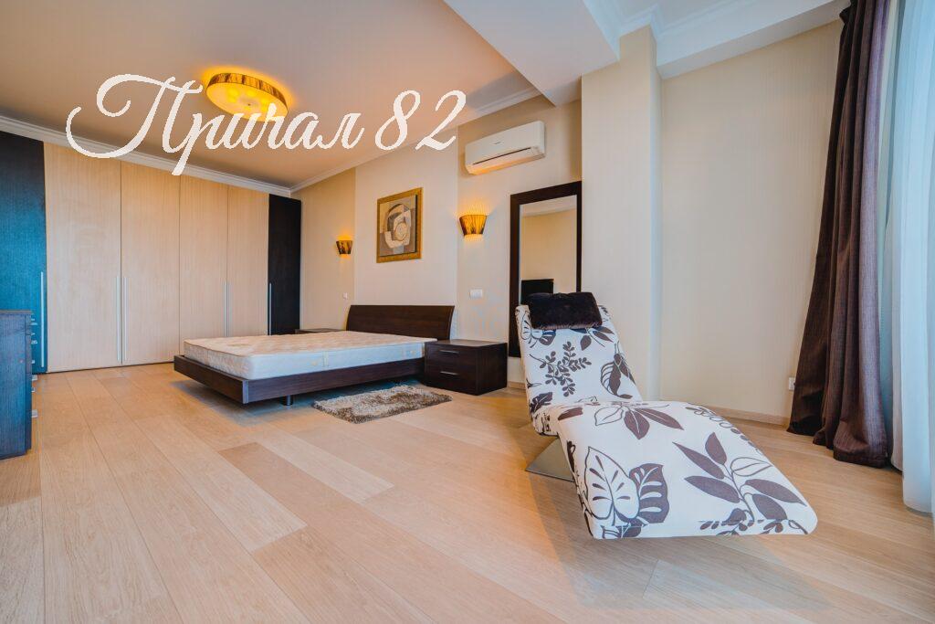 Ялта ул. Боткинская 13 в