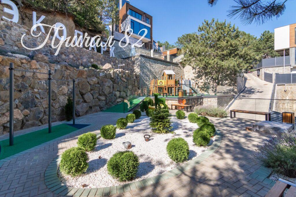 Ялта, ул. Большевистская,100