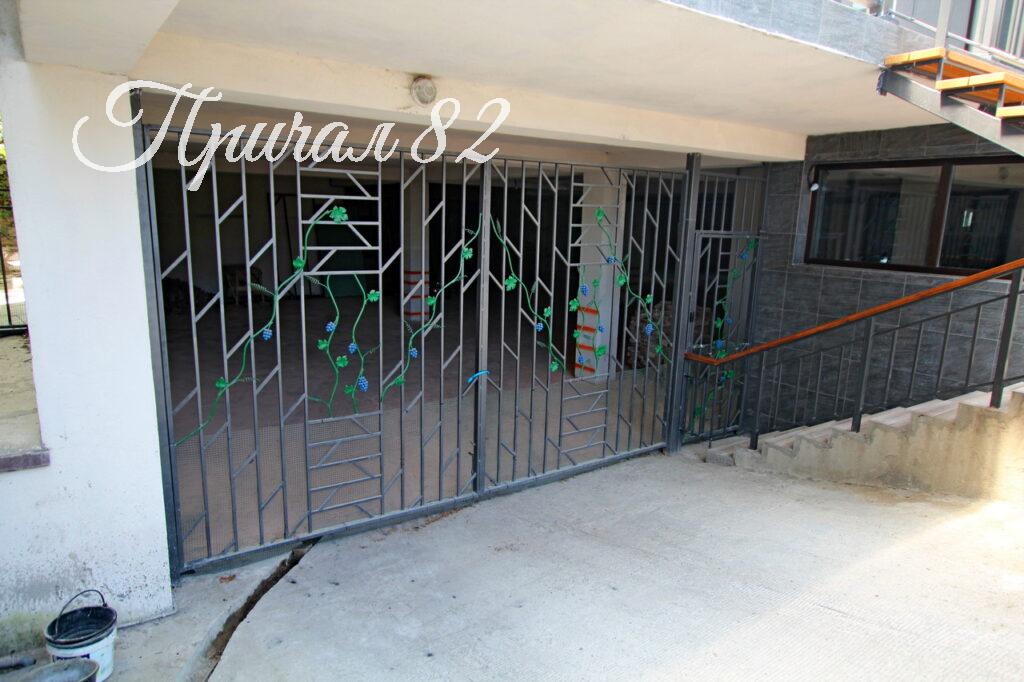 Ялта, ул. Пионерская д. 8