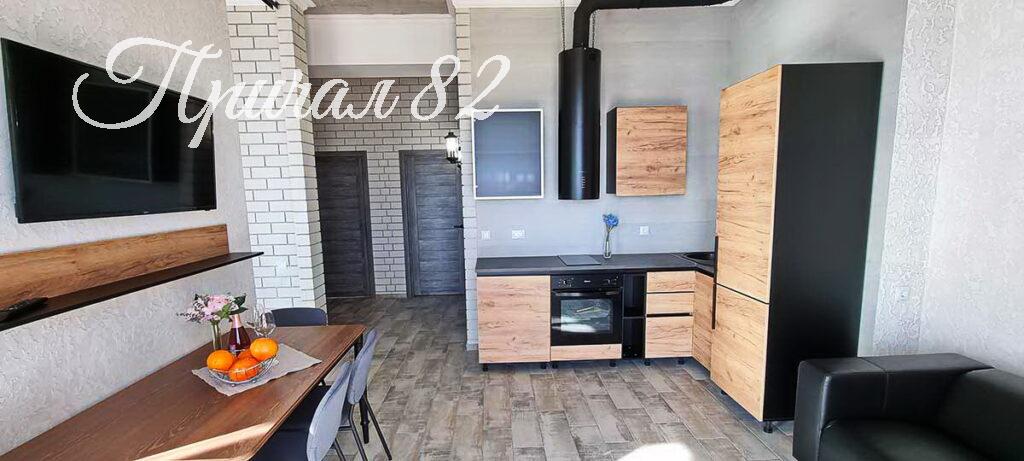 Ялта, пгт. Отрадное, ул. Мориса Тореза, 5