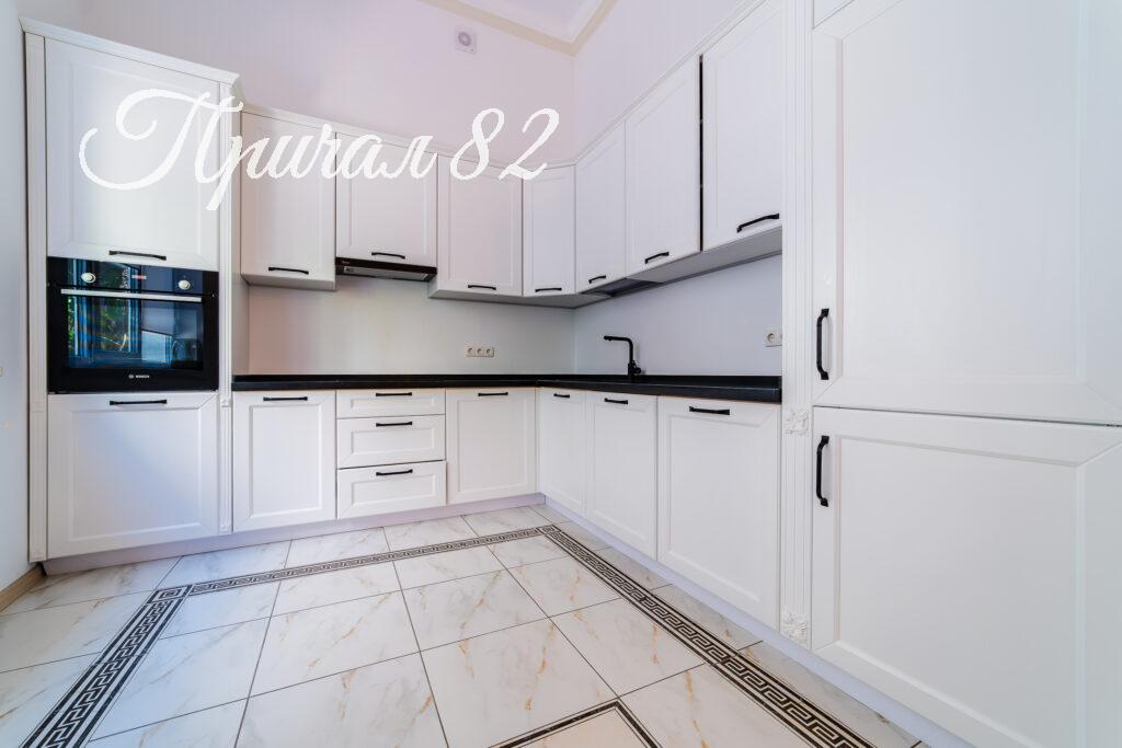 Ялта, улица Щорса дом 47