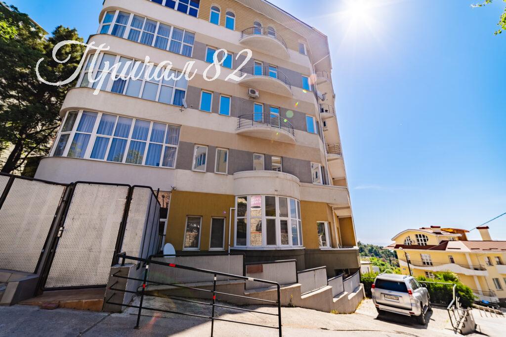 Ялта, улица Щорса дом 47