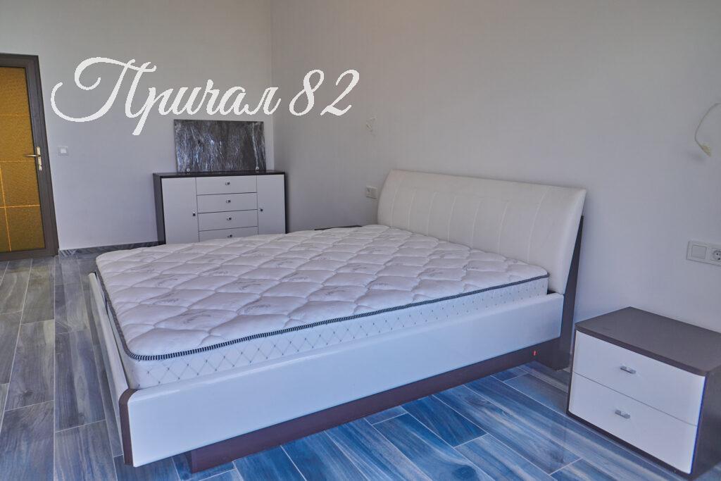 Ялта поселок городского типа Парковое улица Центральная дом 36