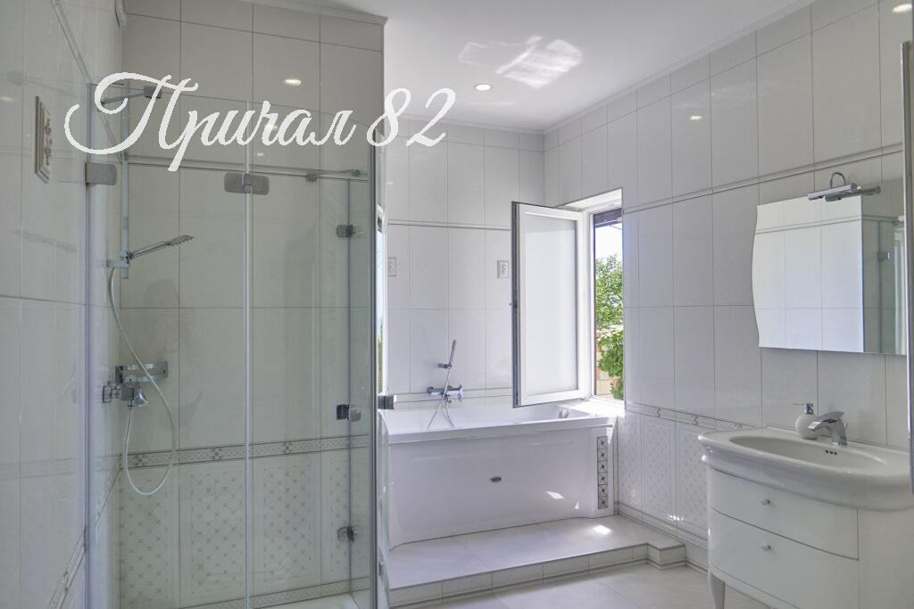 Ялта поселок городского типа Парковое улица Центральная дом 36