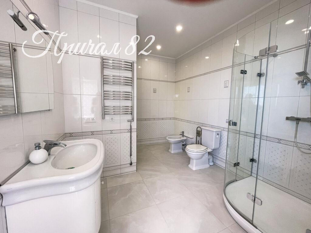 Ялта поселок городского типа Парковое улица Центральная дом 36