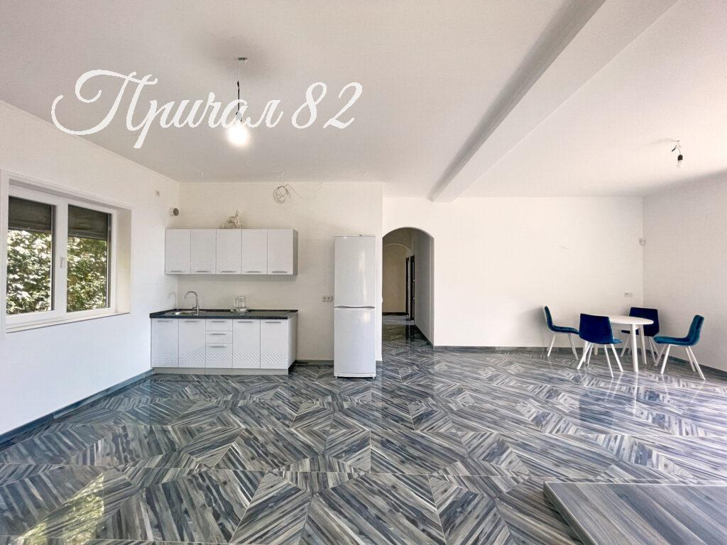 Ялта поселок городского типа Парковое улица Центральная дом 36