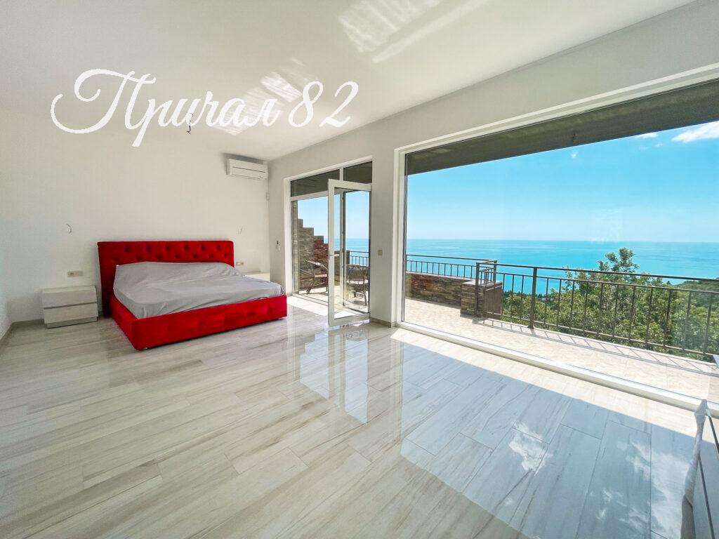 Ялта поселок городского типа Парковое улица Центральная дом 36