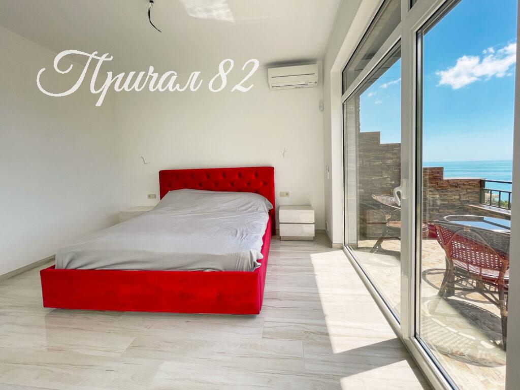 Ялта поселок городского типа Парковое улица Центральная дом 36