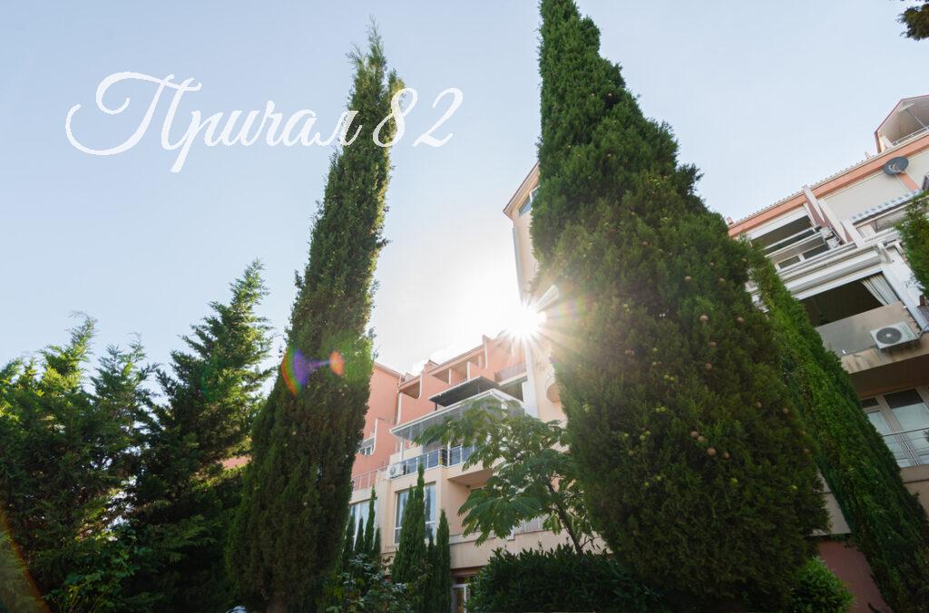 Республика Крым, Алушта, пос. Чайка, ул. Багрова, 12