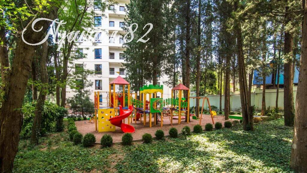 Ялта, ул. Ломоносова, 25