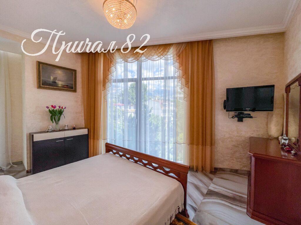 Ялта, Приморский парк имени Гагарина, 1