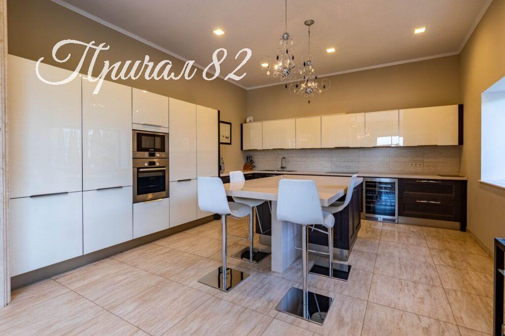 г. Ялта, пгт. Виноградное