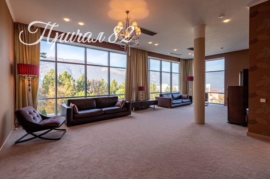 г. Ялта, пгт. Виноградное