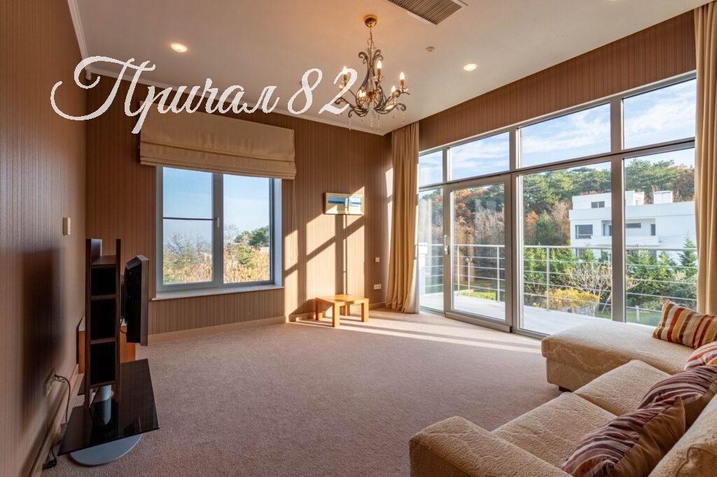 г. Ялта, пгт. Виноградное