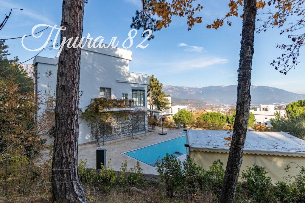 Ялта, пгт. Виноградное