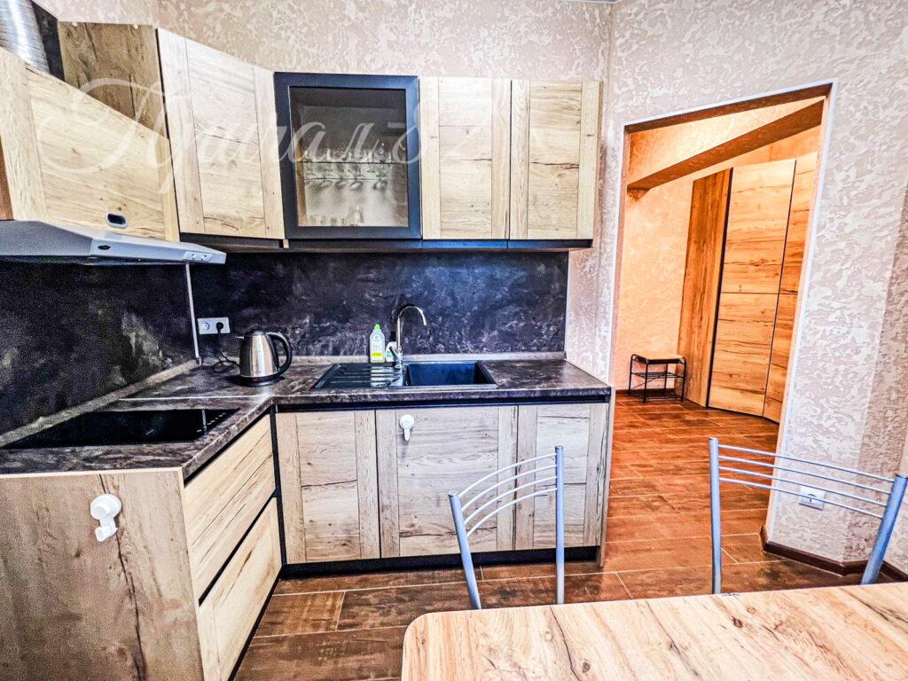 Ялта, Парковый проезд, 9