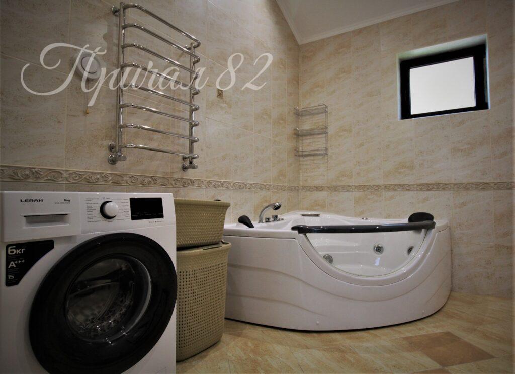 Ялта, улица Лененградская