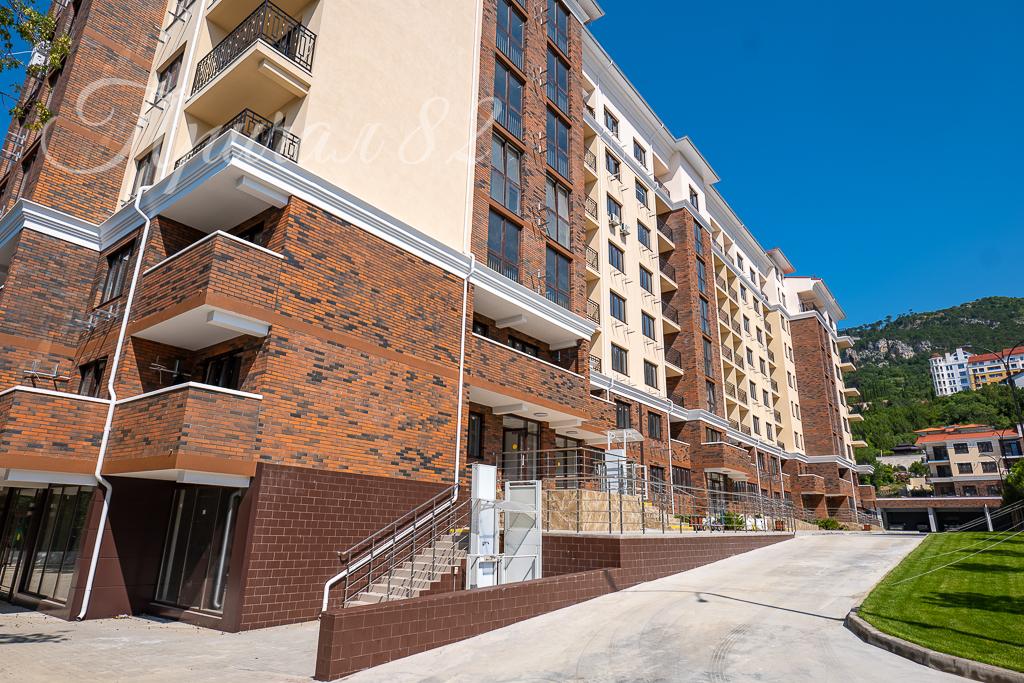 Ялта, Восход ул.Авроры 77