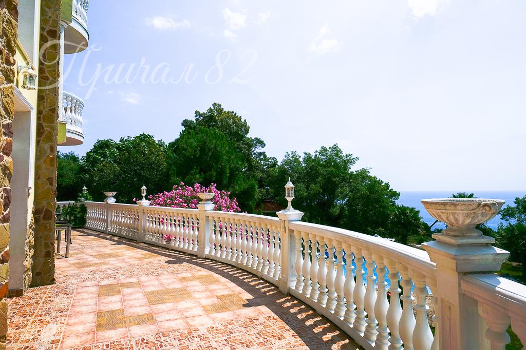 Республика Крым, г.о. Алушта, пос. Лазурное