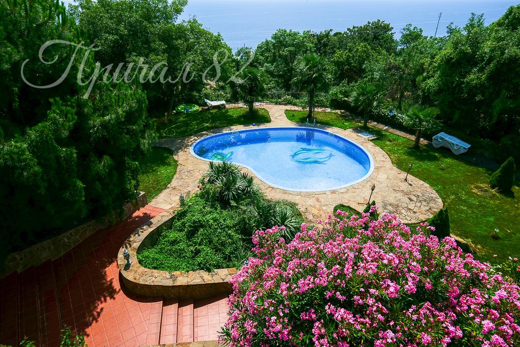 Республика Крым, г.о. Алушта, пос. Лазурное