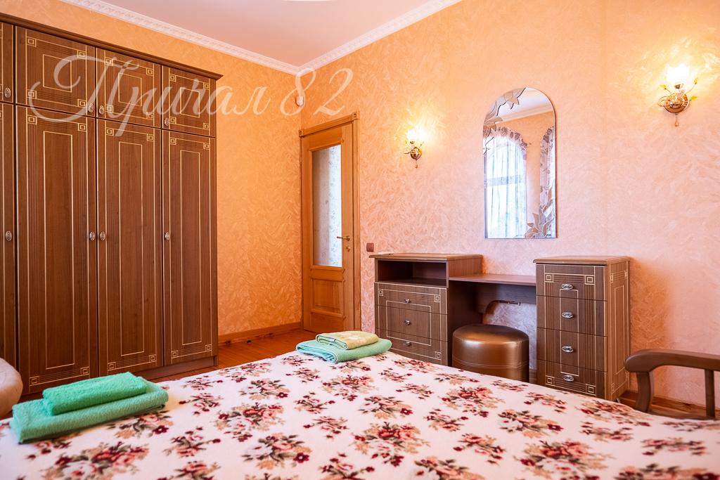 Республика Крым, г.о. Алушта, пос. Лазурное