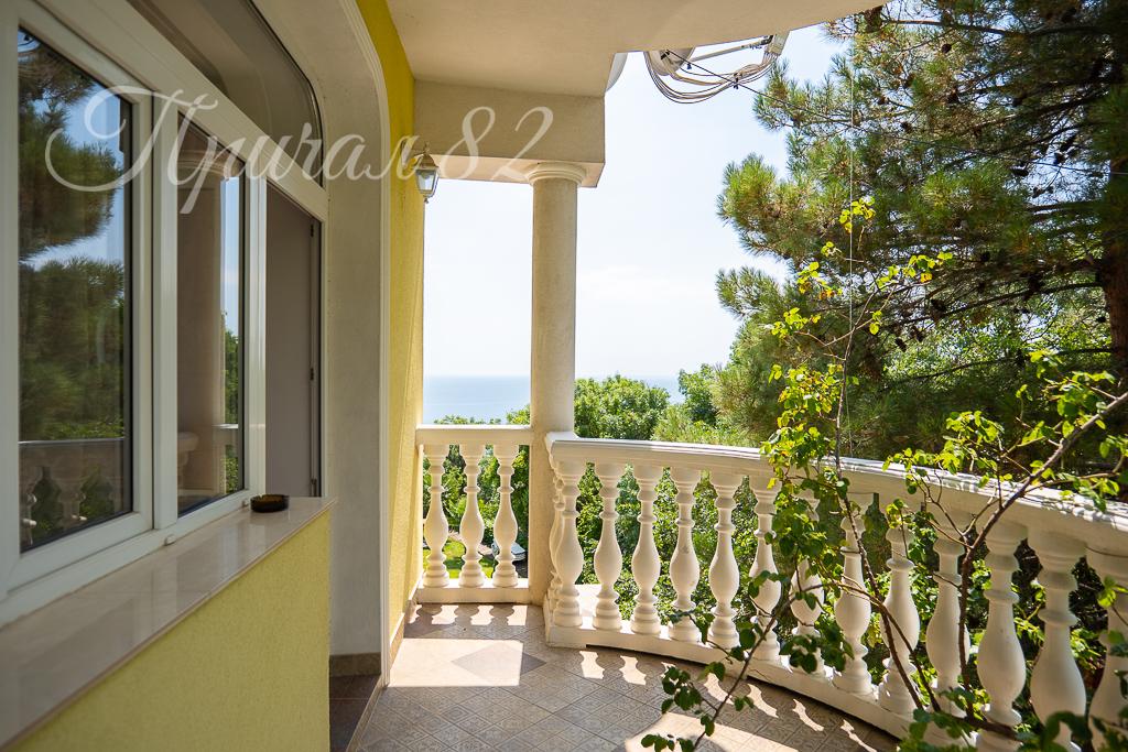 Республика Крым, г.о. Алушта, пос. Лазурное